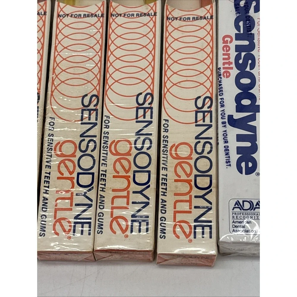 7- Vintage Sensodyne Gentle Toothbrush Sensitive Teeth/Gums Made In USA